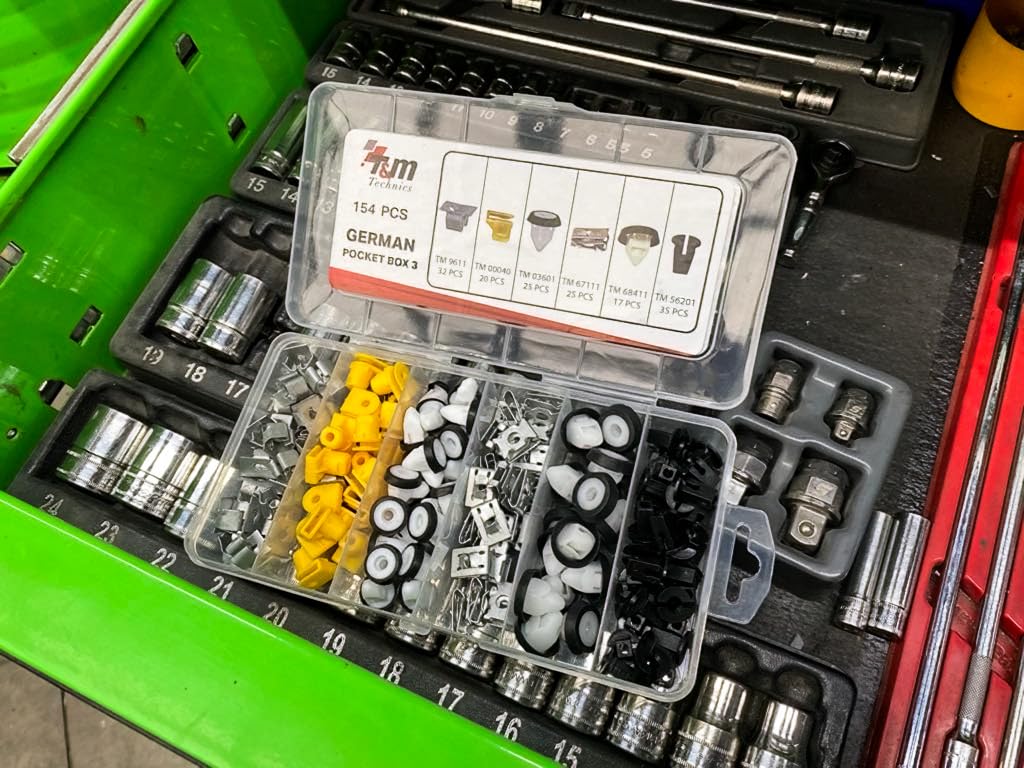 German Pocket Box 3 T&M Technics, 154 clips de carrosserie – vue 6